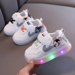 Micky Maus Disney Niedlich Ersten Wanderer LED Beleuchtet Baby Jungen Mädchen Turnschuhe Infant Kleinkinder Sport Laufen Kühler 